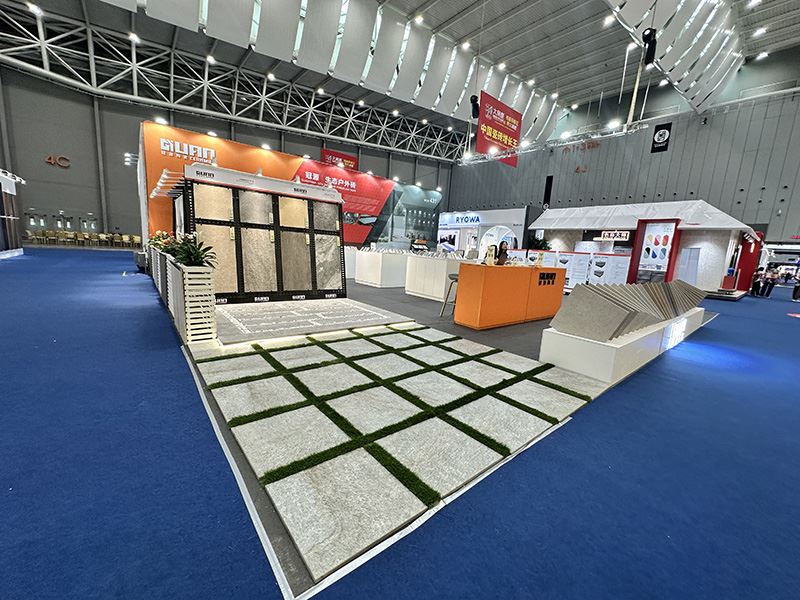 冠源生态石英砖 | 潭州展